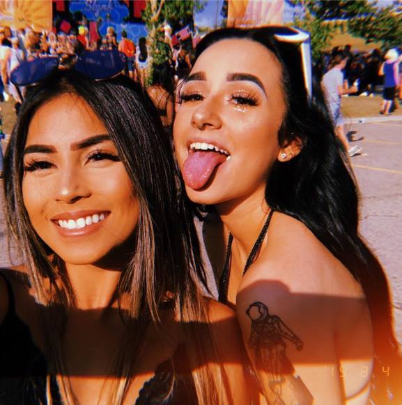 Meet your Posher, Trinity - Picture 1 of 1